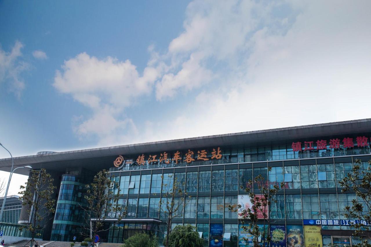 Отель Metropolo, Zhenjiang, Railway Station Wanda Plaza Чжэньцзян Экстерьер фото